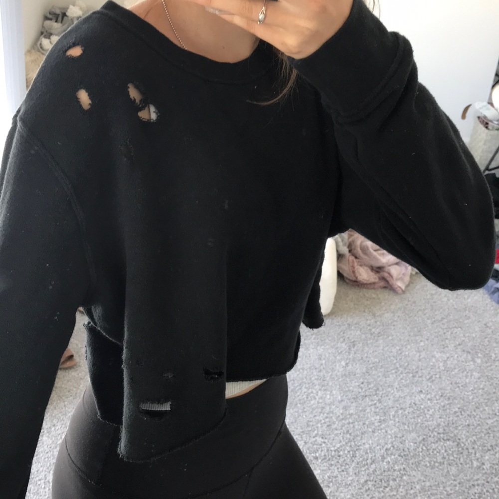 cropped black crew neck